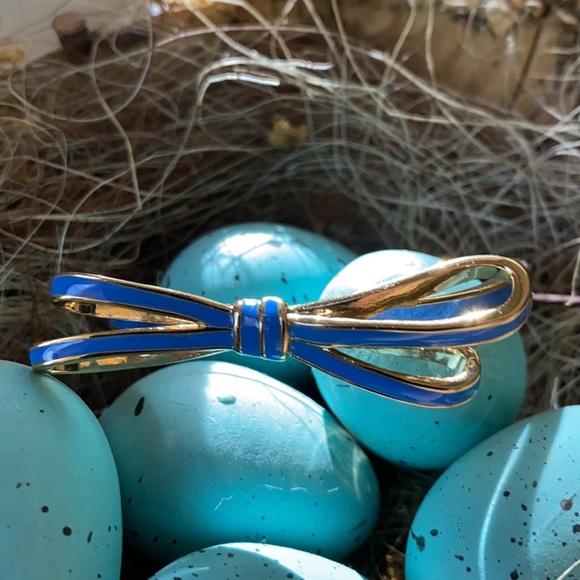 Kate Spade Bangle Bracelet. - Picture 3 of 9